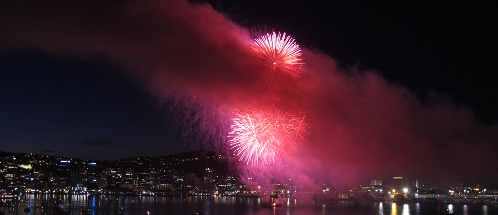 Even sillier fireworks (Wellington, 8 November 2014)